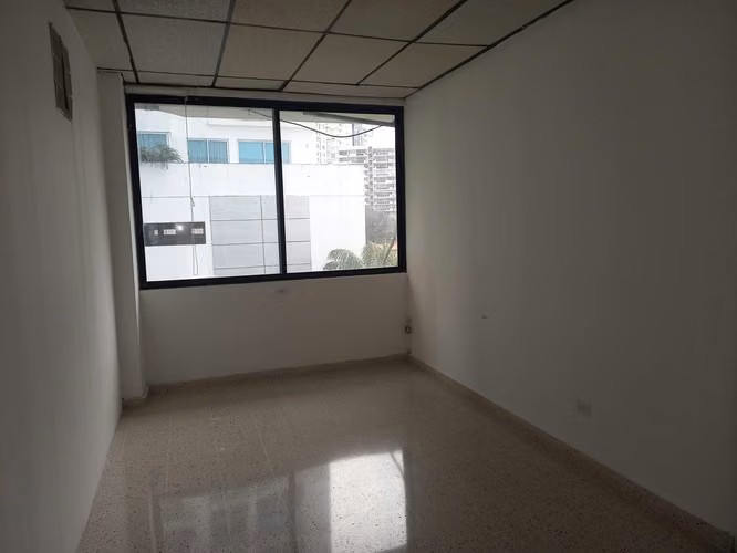 OFICINA AVENIDA BALBOA DE 53MTS $ 750,