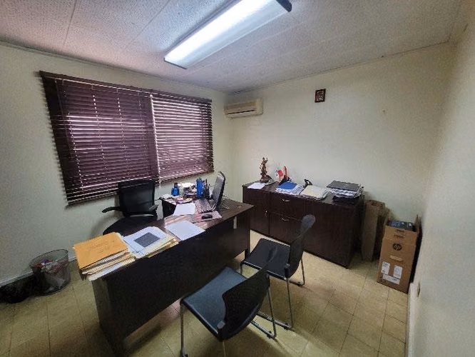 SE VENDE EDIFICIO DE OFICINA EN VÍA ARGENTINA