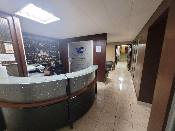 SE VENDE EDIFICIO DE OFICINA EN VÍA ARGENTINA