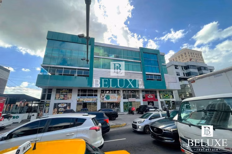 ALQUILER DE LOCAL COMERCIAL EN PLAZA KORINTHO, EL CARMEN (12) (P)