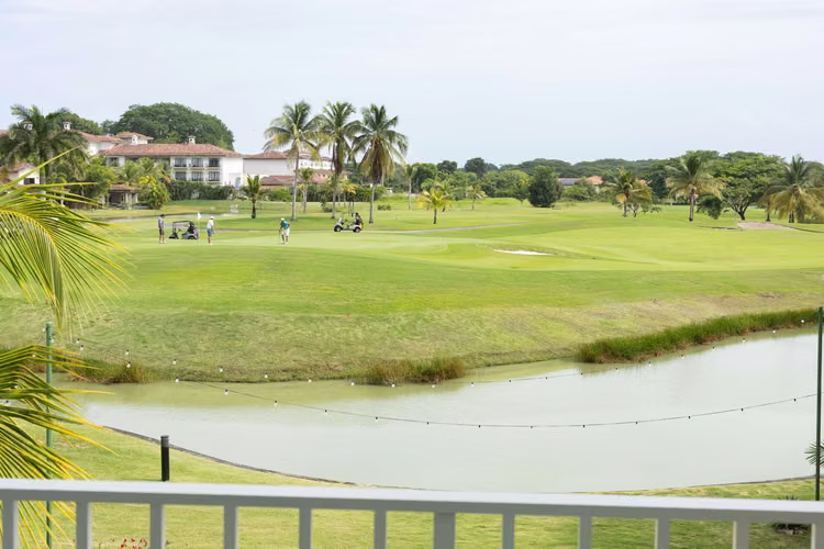 Se vende casa en Buenaventura PH Oceanlakes