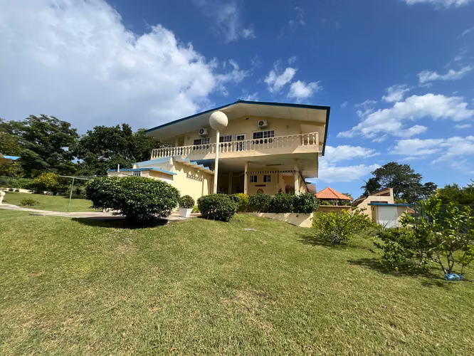 RÍO MAR Casa con Piscina a pasos de la playa
