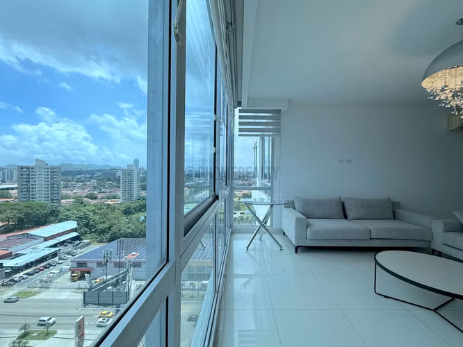 Amplio Apartamento de 3 Habitaciones en Alquiler en Costa del Este - Imagen 3