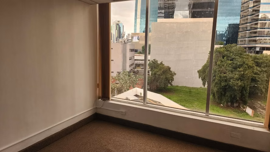 Alquiler de oficina en Obarrio PH Preconsa 1