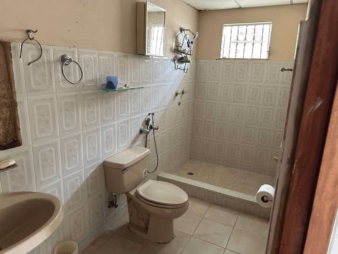 Casa de la Playa de 4 Recamaras - Lote 1500 M2 - Imagen 5