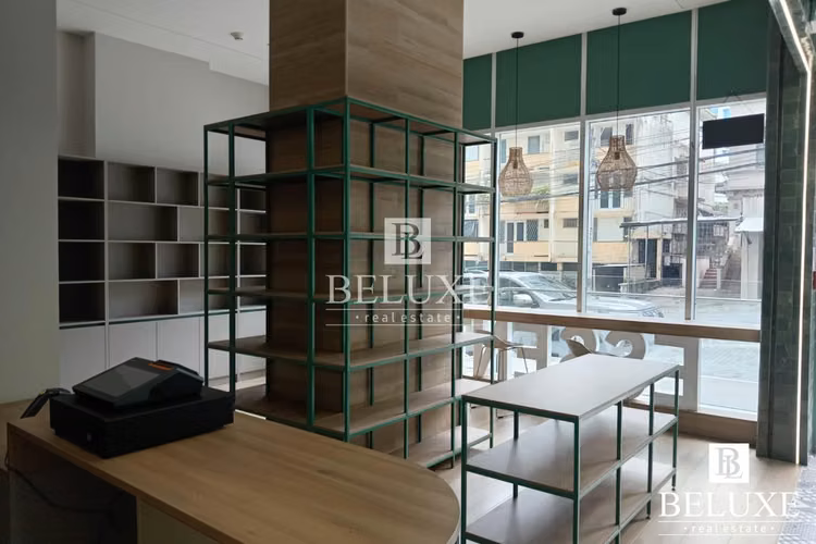 ALQUILER DE LOCAL COMERCIAL EN COSTANERA, BELLA VISTA (12)