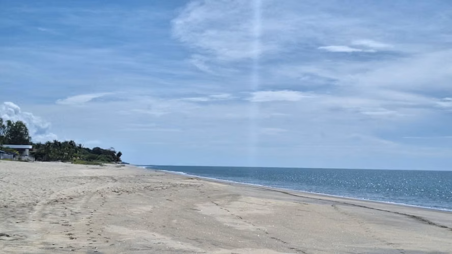 VENDO TERRENO EN SANTA CLARA PROVINCIA DE COCLÉ PLAYAS