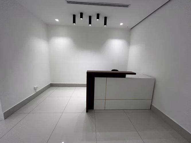 ALQUILER DE OFICINA AMOBLADA EN FINANCIAL PARK 140 M2 - Imagen 16