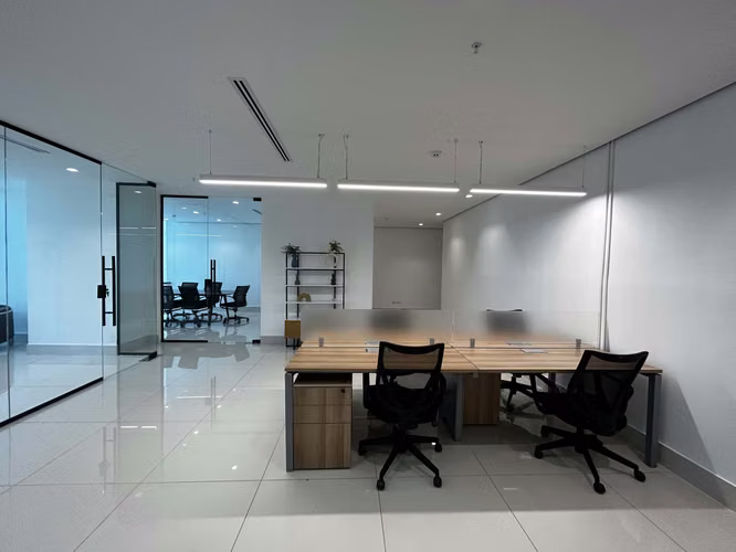 ALQUILER DE OFICINA AMOBLADA EN FINANCIAL PARK 140 M2 - Imagen 12