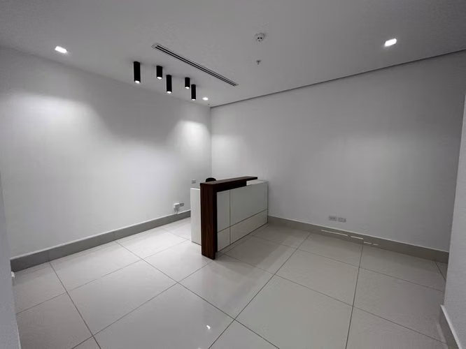 ALQUILER DE OFICINA AMOBLADA EN FINANCIAL PARK 140 M2 - Imagen 18