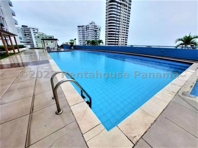 Venta de Apartamento de 147 m2 en PH Cabomarzo, San Francisco 26-1097GG