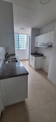Apartamento en Vía Argentina – El Cangrejo | 123 m² / 3 Recámaras / 2 Baños / 2 Estac. / $195,000