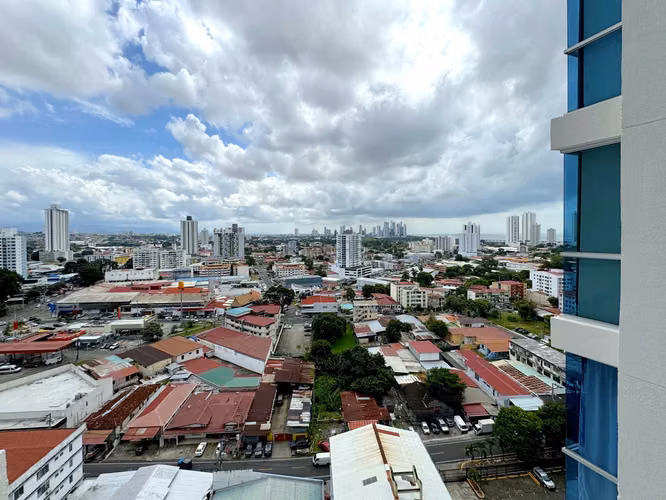 HermosoApartamento para la Venta en Parque Lefevre