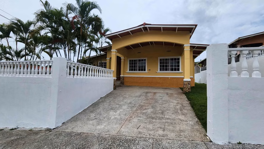 $145,000 | Urb. Villa Las Palmeras | 640m2 | Sector Villas de Arraiján