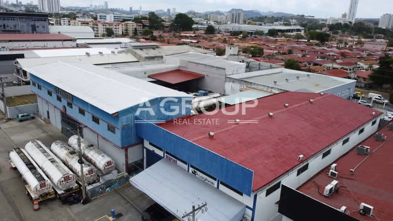 Se vende Terreno con galera - Parque industrial Costa del Este
