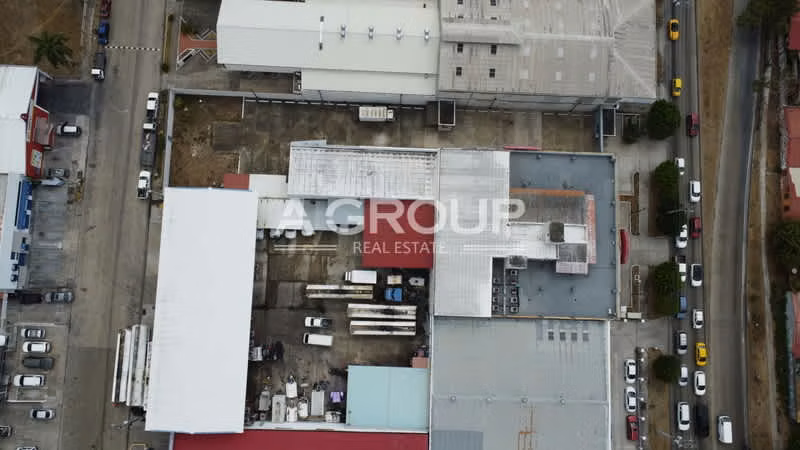 Se vende Terreno con galera - Parque industrial Costa del Este