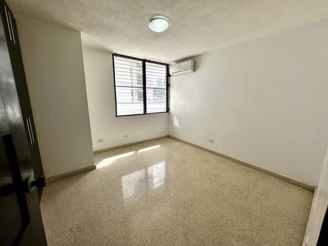 Se vende apartamento en Marbella, Ph Ebbelle