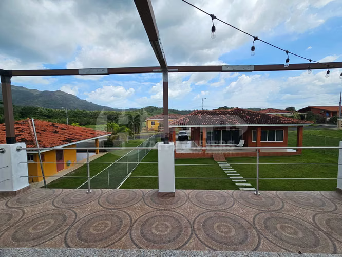 Alquiler de casa amoblada en Colonias de Santa Lucía, Chame