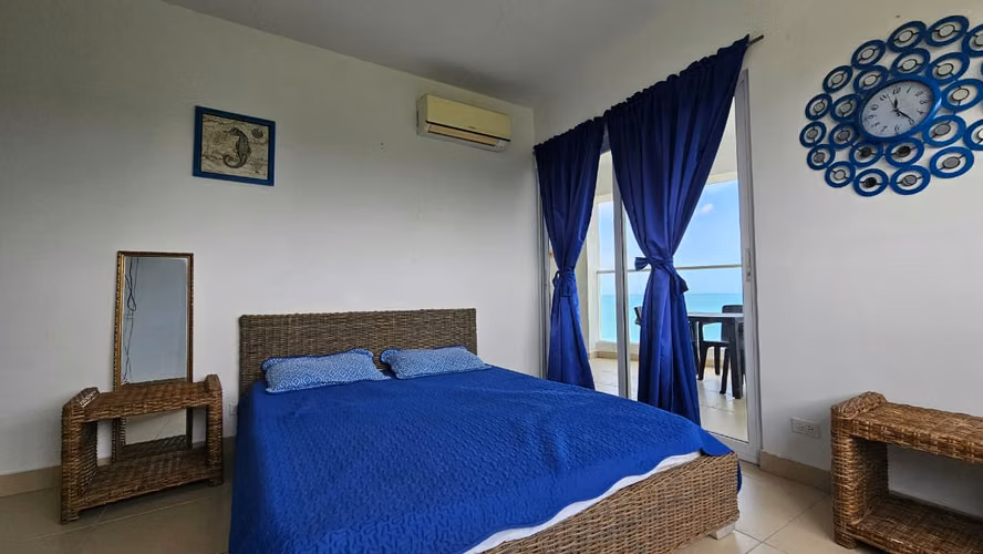 VENTA FARALLONES - PH PATRICIA ITALIA -FULL AMOBLADO