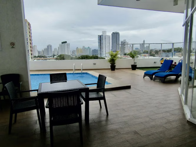 SE VENDE APARTAMENTO AMOBLADO EN PH PREMIUM, VÍA ESPAÑA A POCOS METROS DE LAS 12 DE OCTUBRE