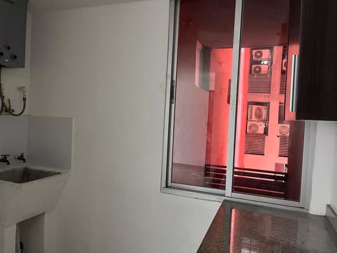 Banco Vende apartamento en PH Sky Park Carrasquilla - Imagen 12