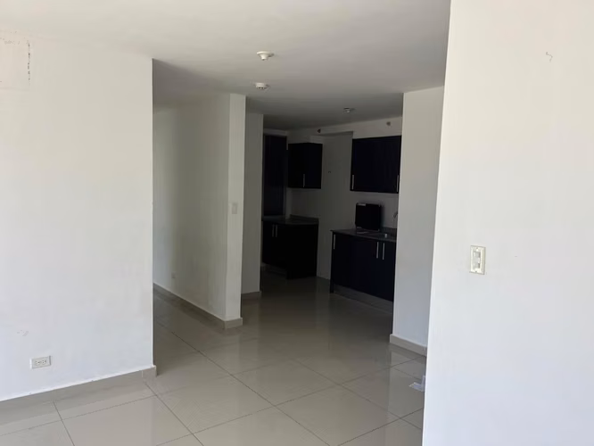 Banco Vende apartamento en PH Sky Park Carrasquilla - Imagen 6