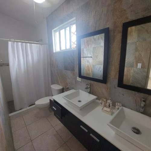 Se vende casa en Riomar, San Carlos