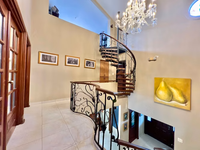 ALTOS DE PANAMÁ CONDADO DEL REY VILLAS DE VIZCAYA CASA EN VENTA