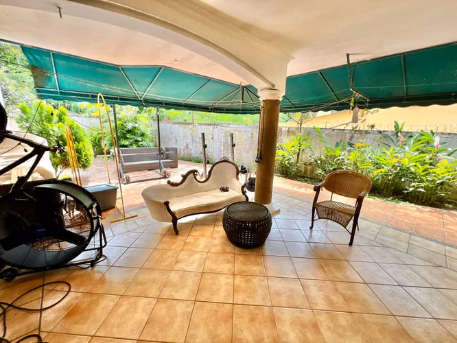 ALTOS DE PANAMÁ CONDADO DEL REY VILLAS DE VIZCAYA CASA EN VENTA