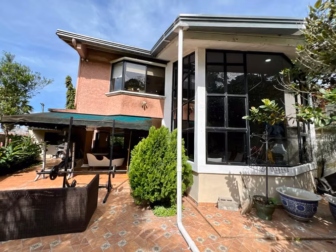 ALTOS DE PANAMÁ CONDADO DEL REY VILLAS DE VIZCAYA CASA EN VENTA