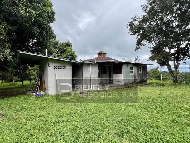 Terreno en Chiriqui, Bugaba, 3.7 hectáreas en Bijagual con Casa