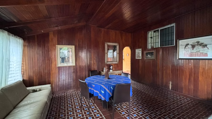 Vendo céntrica casa, muy cerca a Calle 50, Cincuentenario y Vía Porras - Imagen 5