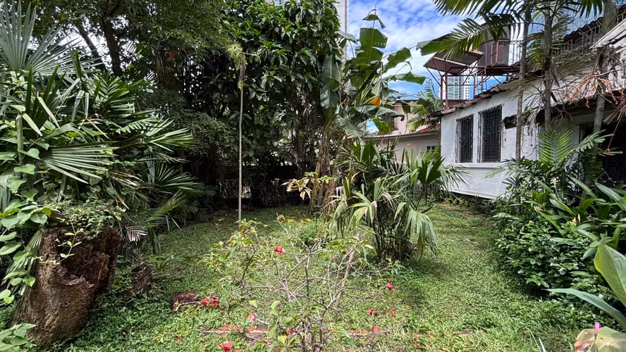 Vendo céntrica casa, muy cerca a Calle 50, Cincuentenario y Vía Porras - Imagen 15