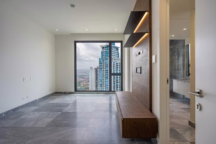 VENTA P.H. UPPER EAST TOWER