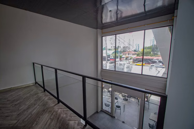 Melissa Foster Luxury – Local Comercial en Plaza 68, San Francisco, 190m², MF1689