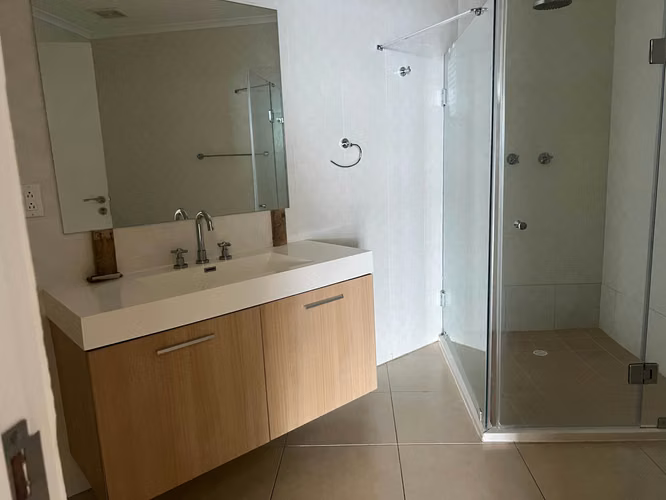 SE VENDE AMPLIO APARTAMENTO PH OASIS - Imagen 18
