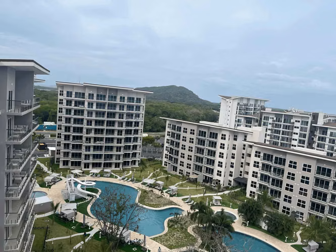 VENTA DE APARTAMENTOS FRENTE AL MAR, EN CHAME