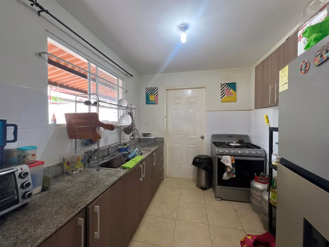 Vendo hermosa vivienda VACIA en Residencial Arboleda, Chorrera - Imagen 5