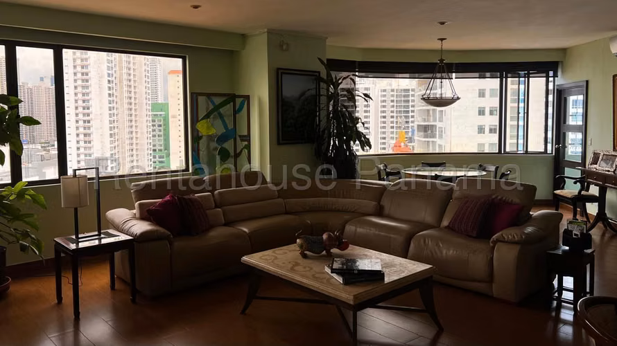 Apartamento en Venta en Coco del Mar. BELVEDERE PARK. 3 parking y 2 depósitos