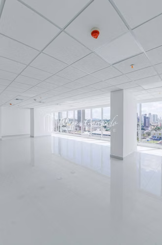 OFICINA EN VENTA EN AVENIDA BALBOA CON VISTA AL MAR Y CIUDAD - Imagen 17