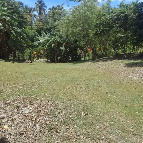 Venta terreno frente a la entrada de Playa Corona