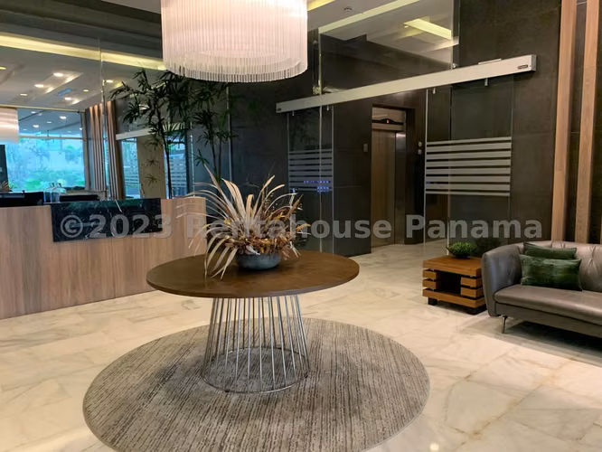 Venta de Apartamento de 114 m2 en PH Oceanaire, Punta Pacífica 26-1456GG