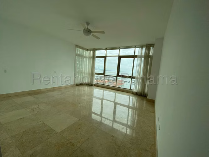Venta de Apartamento de 395 m2 en PH Pacific Point Torre 200, Punta Pacífica 26-4164GG