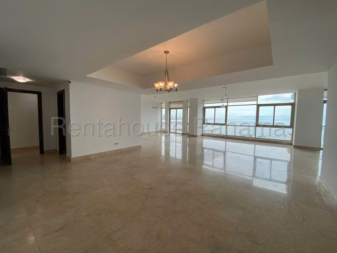 Venta de Apartamento de 395 m2 en PH Pacific Point Torre 200, Punta Pacífica 26-4164GG