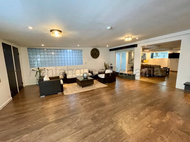 Venta de Casa Comercial en Obarrio 26-1431GG - Imagen 7