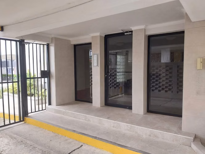 Se venpartamento en El Carmen