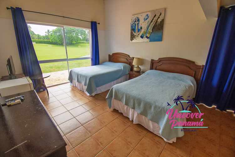 Amarelo Golf – 3-Bedroom Townhouse