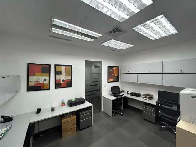 VENTA DE OFICINA EN OBARRIO, PH OFFICE ONE TOWER, 180 m2