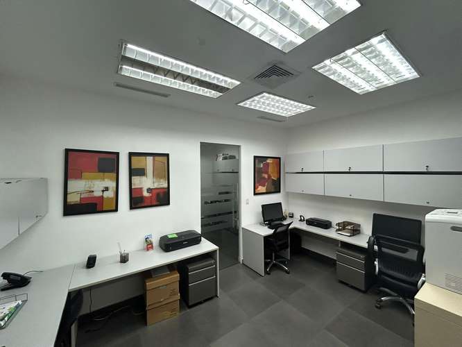 ALQUILER DE OFICINA DE 180 m2 EN OBARRIO, PH OFFICE ONE - Imagen 11