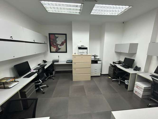 ALQUILER DE OFICINA DE 180 m2 EN OBARRIO, PH OFFICE ONE - Imagen 3
